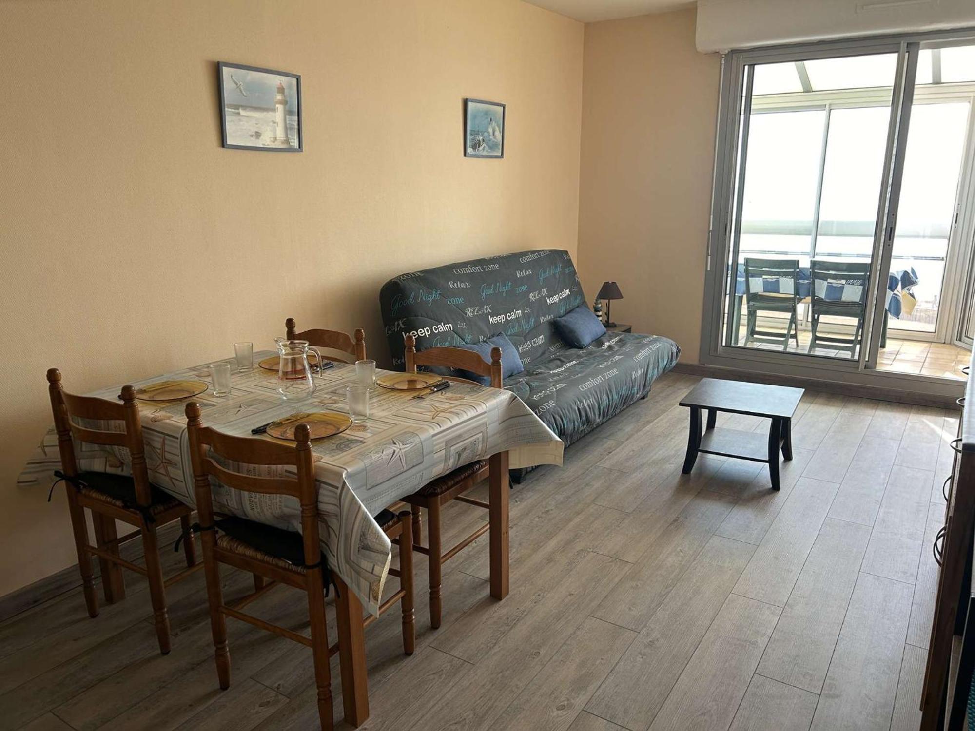 Appartement Saint-Gilles-Croix-de-Vie, 2 pièces, 4 personnes - FR-1-224-39 Extérieur photo